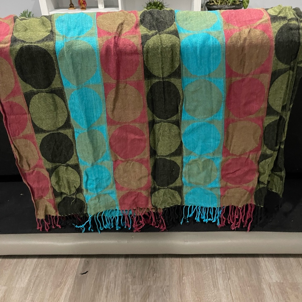 Large wrap scarf
